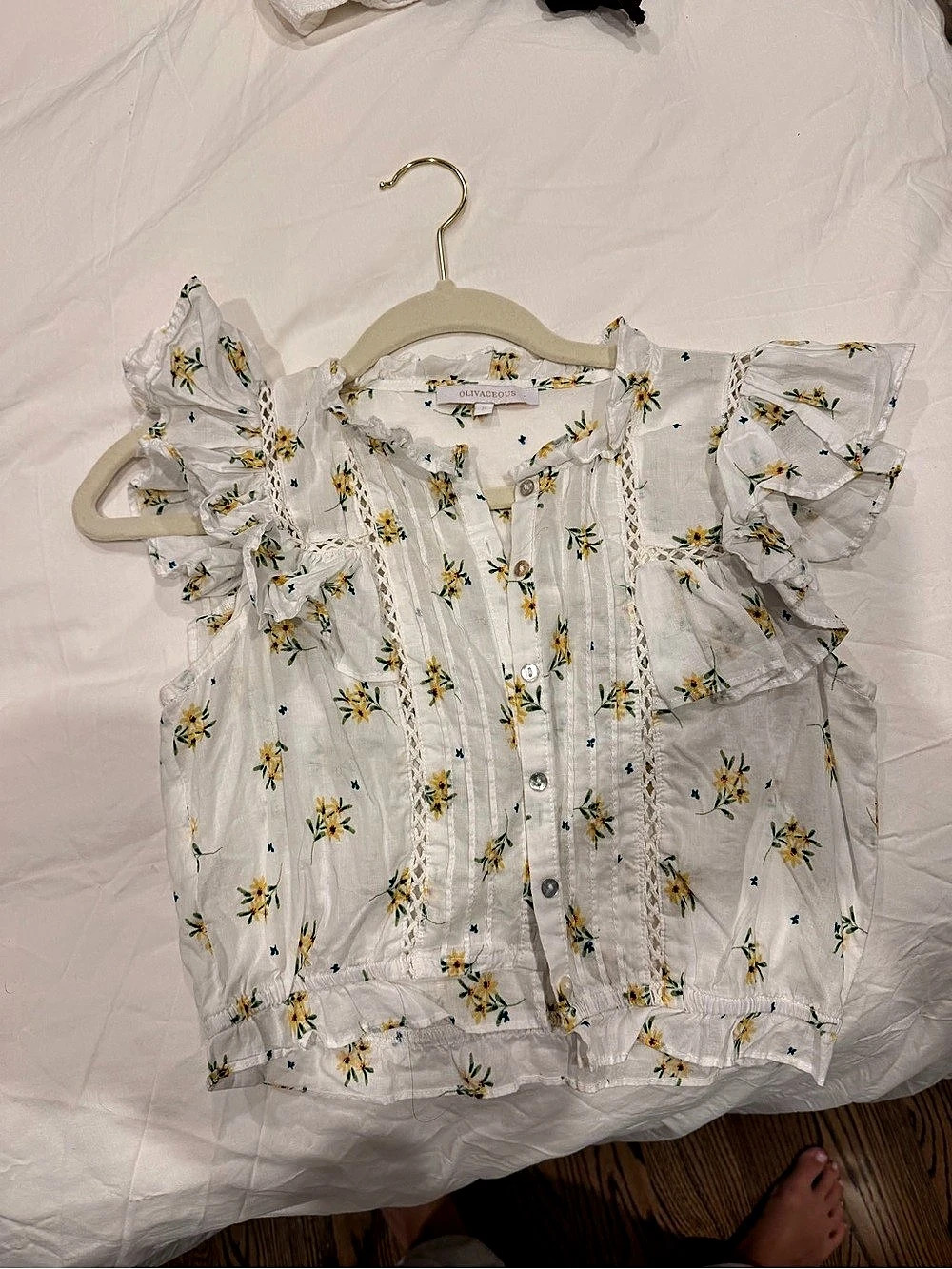 Floral Ruffle Sleeve Blouse